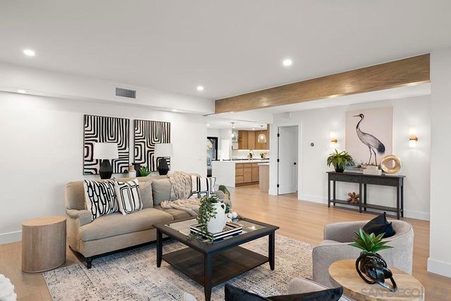 4612 Benhurst Avenue, San Diego, CA 92122