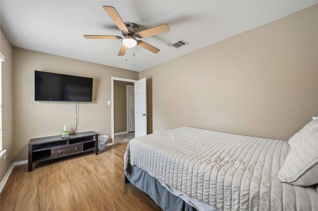 7014 Woodridge Row Drive, Houston, TX 77087