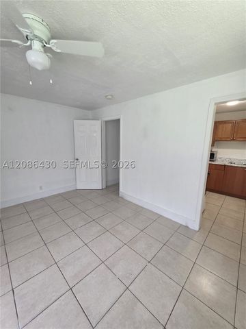5731 Flagler St 3, Hollywood, FL 33023