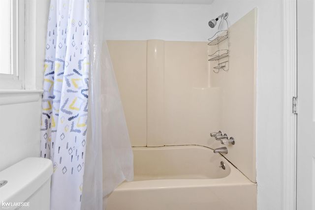 20235 Abrahm Street, Clinton Twp, MI 48035