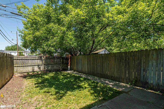 20235 Abrahm Street, Clinton Twp, MI 48035