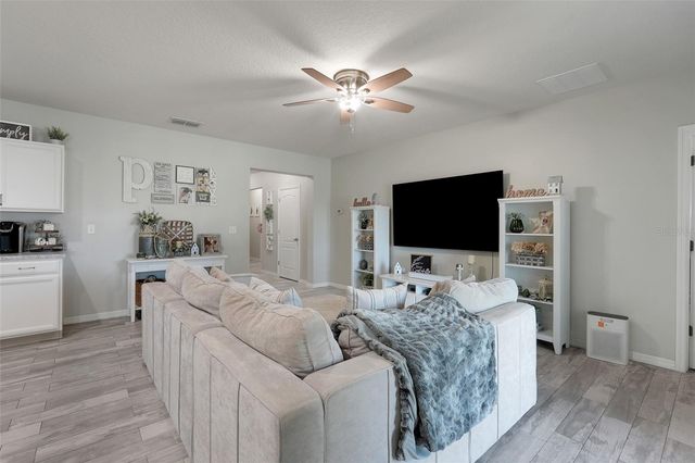 172 TANAGER STREET, Haines City, FL 33844