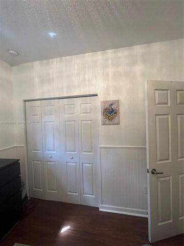 11271 SW 240th St 11271, Homestead, FL 33032