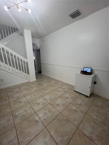 11271 SW 240th St 11271, Homestead, FL 33032