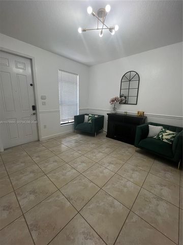 11271 SW 240th St 11271, Homestead, FL 33032