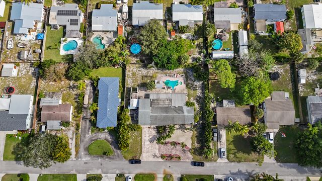 18989 SE Hillcrest Drive, Jupiter, FL 33469