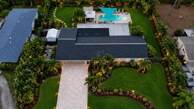 18989 SE Hillcrest Drive, Jupiter, FL 33469