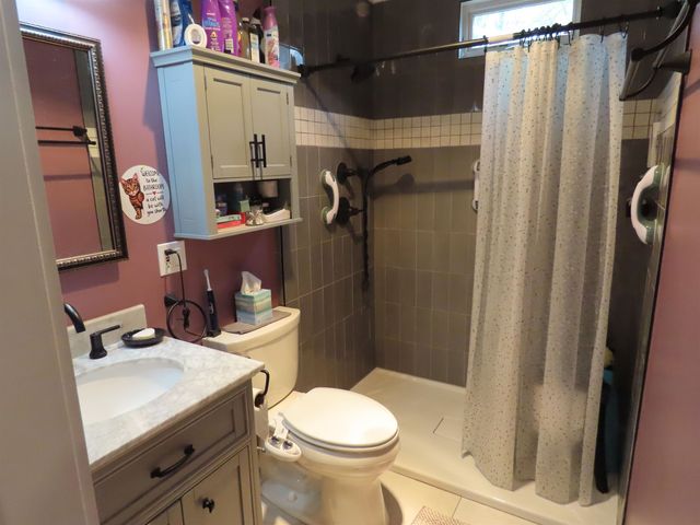 86 Mill Road, Stamford, VT 05352