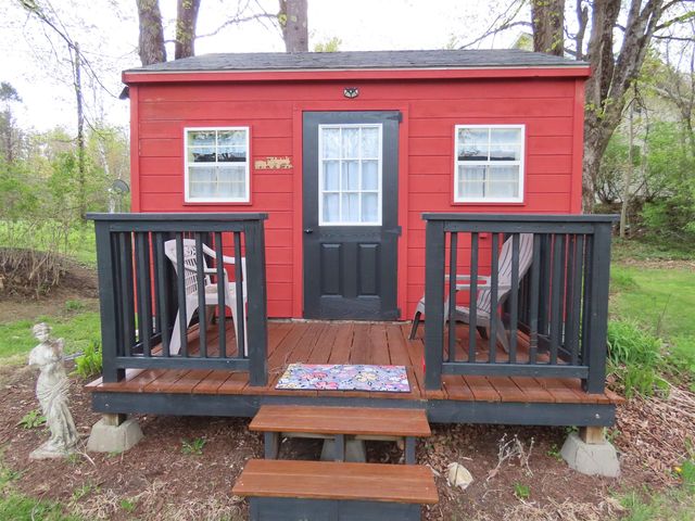 86 Mill Road, Stamford, VT 05352