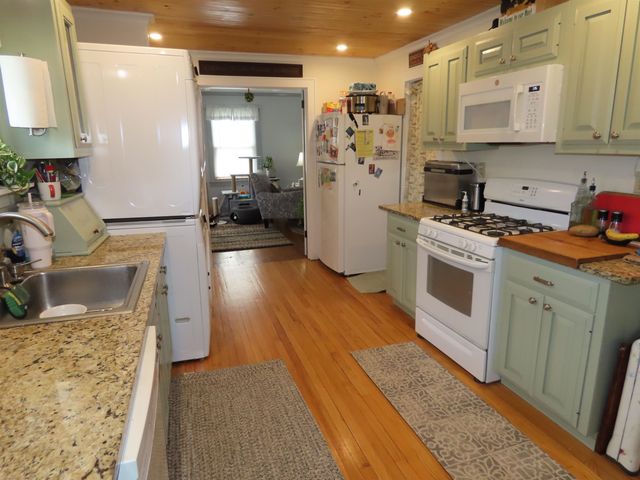 86 Mill Road, Stamford, VT 05352