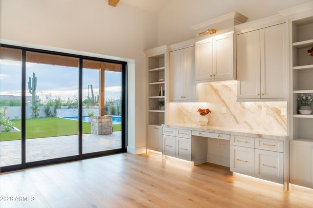 3506 N CRYSTAL PEAK Circle, Mesa, AZ 85207
