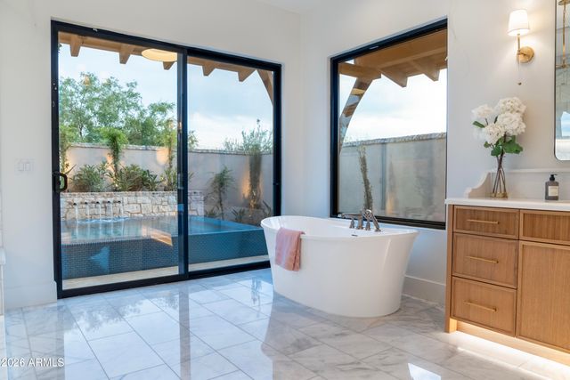 3506 N CRYSTAL PEAK Circle, Mesa, AZ 85207