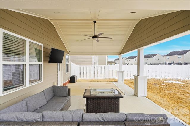 1013 Blue Stream Lane, Indian Trail, NC 28079