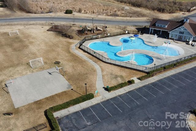 1013 Blue Stream Lane, Indian Trail, NC 28079