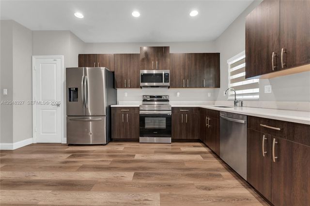 4040 NW 11th Street, Lauderhill, FL 33313