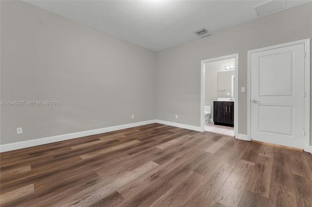 4040 NW 11th Street, Lauderhill, FL 33313