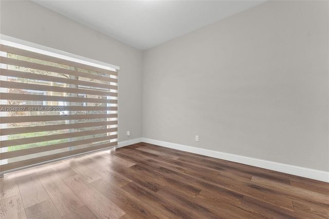 4040 NW 11th Street, Lauderhill, FL 33313