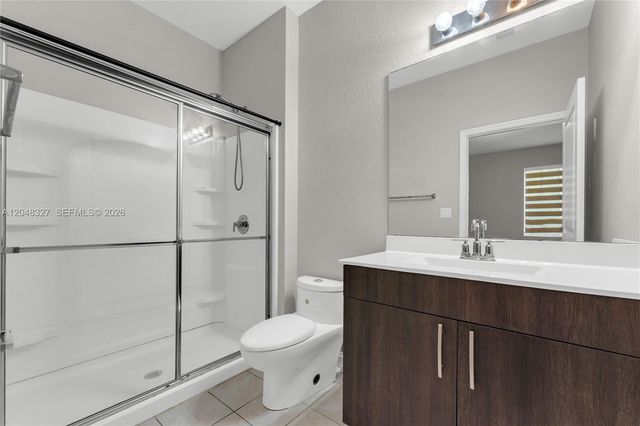 4040 NW 11th Street, Lauderhill, FL 33313