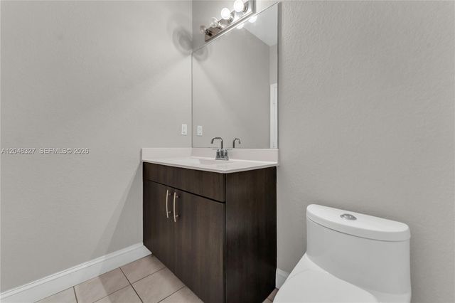 4040 NW 11th Street, Lauderhill, FL 33313