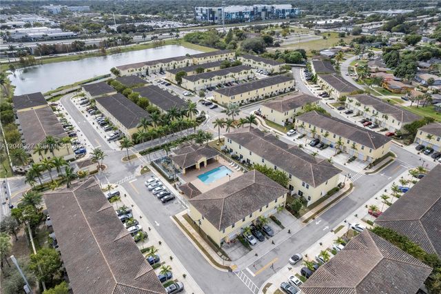 4040 NW 11th Street, Lauderhill, FL 33313