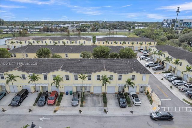 4040 NW 11th Street, Lauderhill, FL 33313