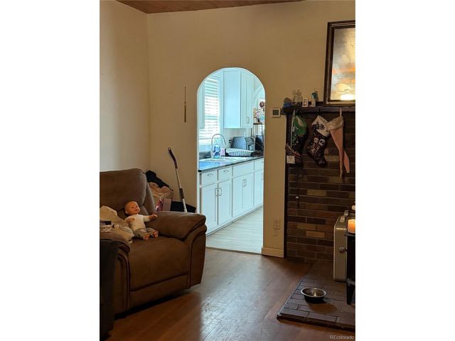 1523 Claremont Ave, Pueblo, CO 81004