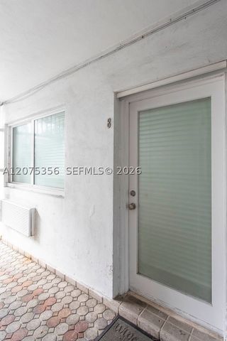 320 85th St 8, Miami Beach, FL 33141