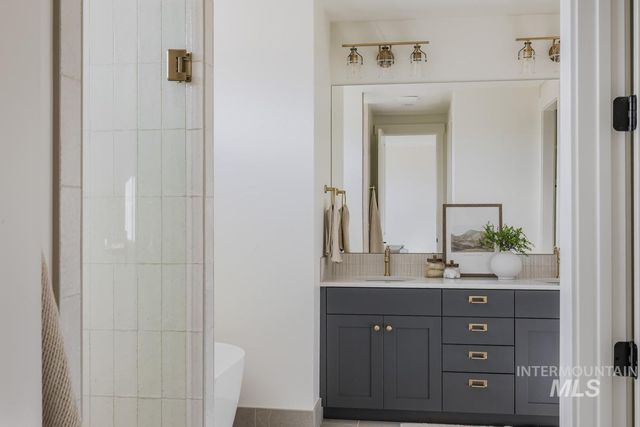 6091 S Apex Ave, Meridian, ID 83642