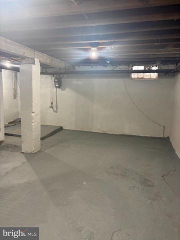 814 TULIP ST, Camden, NJ 08104