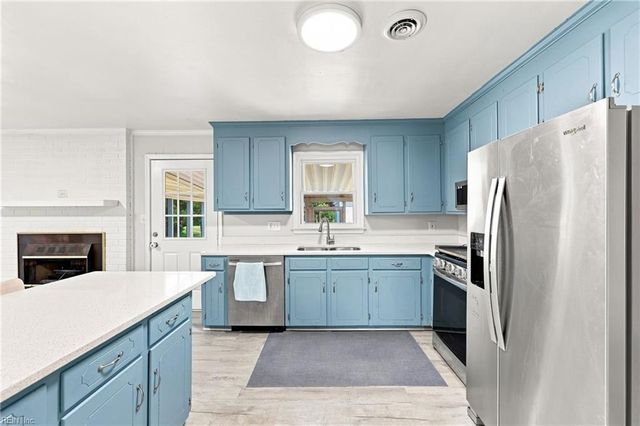 46 Holland LN, Windsor, VA 23487