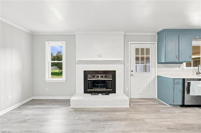 46 Holland LN, Windsor, VA 23487