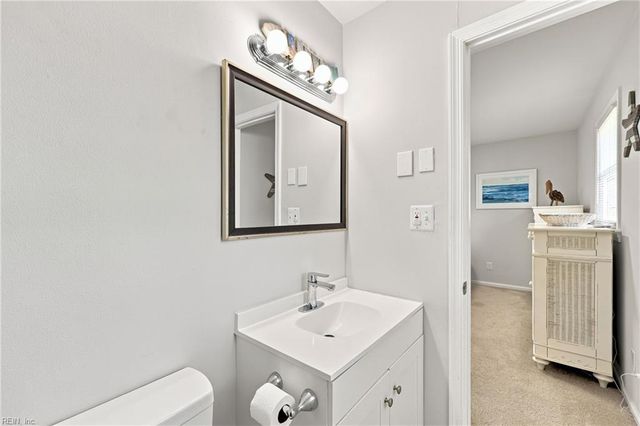 46 Holland LN, Windsor, VA 23487