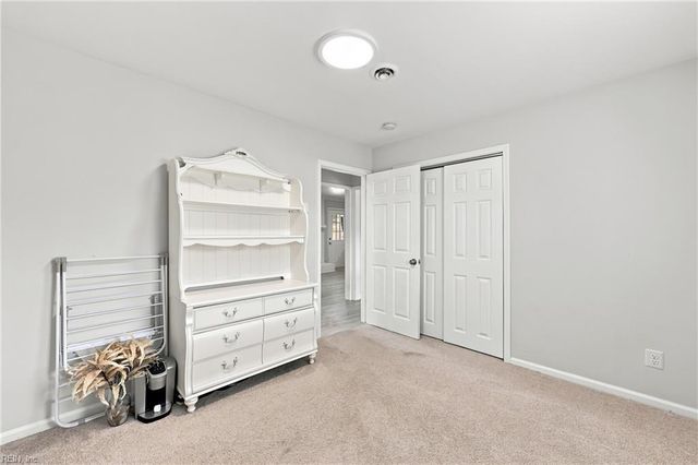 46 Holland LN, Windsor, VA 23487