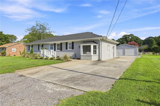 46 Holland LN, Windsor, VA 23487