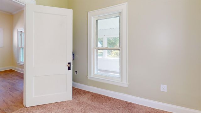 89 Division Street, Huntington, WV 25702