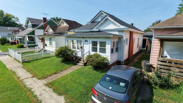 89 Division Street, Huntington, WV 25702