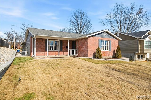 947 S 2nd Street, Festus, MO 63028