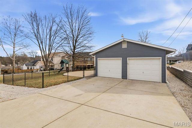 947 S 2nd Street, Festus, MO 63028