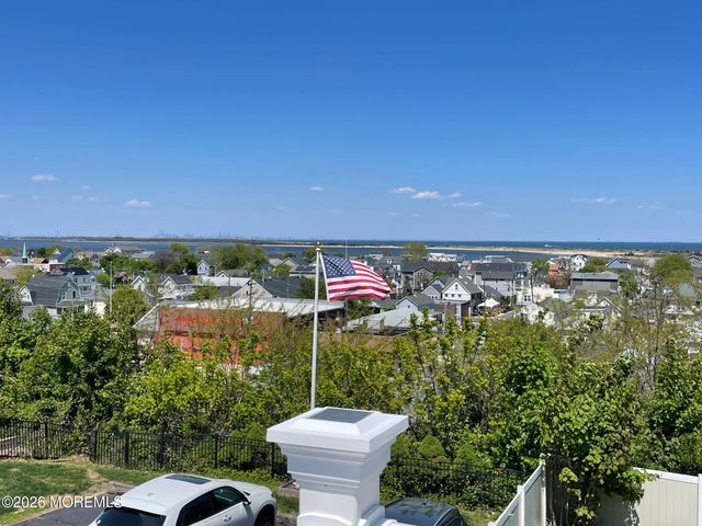 112 Navesink Avenue, Highlands, NJ 07732
