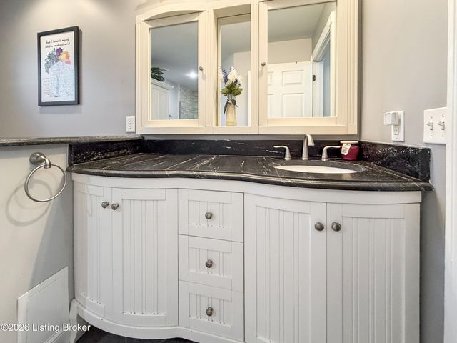 314 Stoney Ln, Taylorsville, KY 40071