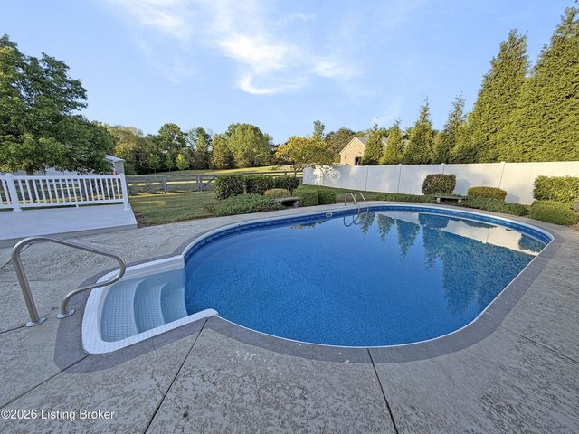 314 Stoney Ln, Taylorsville, KY 40071
