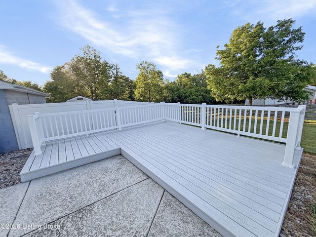 314 Stoney Ln, Taylorsville, KY 40071