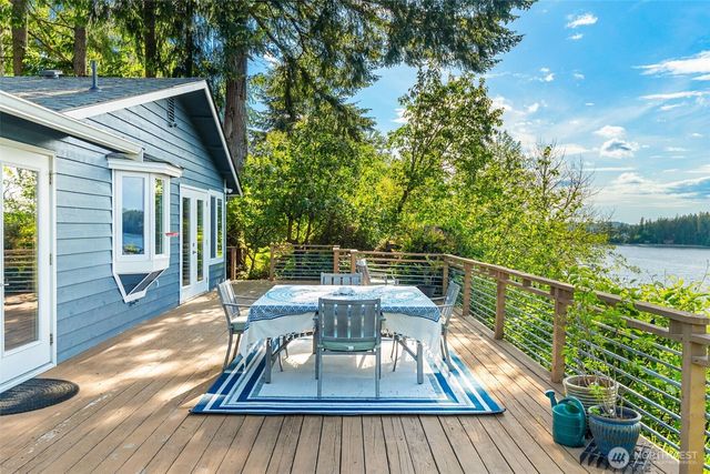 2812 Fishtrap Road NE, Olympia, WA 98506