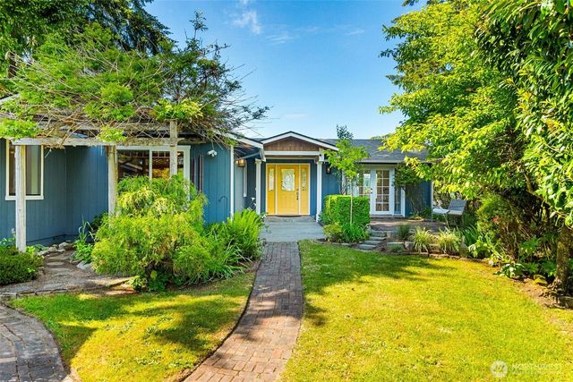 2812 Fishtrap Road NE, Olympia, WA 98506