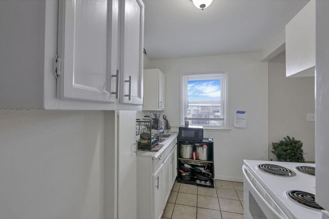 1301-1303 E 26th Avenue, Columbus, OH 43211