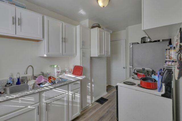 1301-1303 E 26th Avenue, Columbus, OH 43211