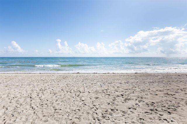 3001 S Ocean Drive 227, Hollywood, FL 33019