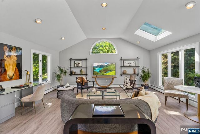 116 Saddlewood Drive, Hillsdale, NJ 07642