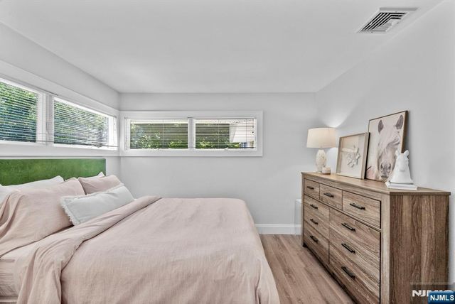 116 Saddlewood Drive, Hillsdale, NJ 07642