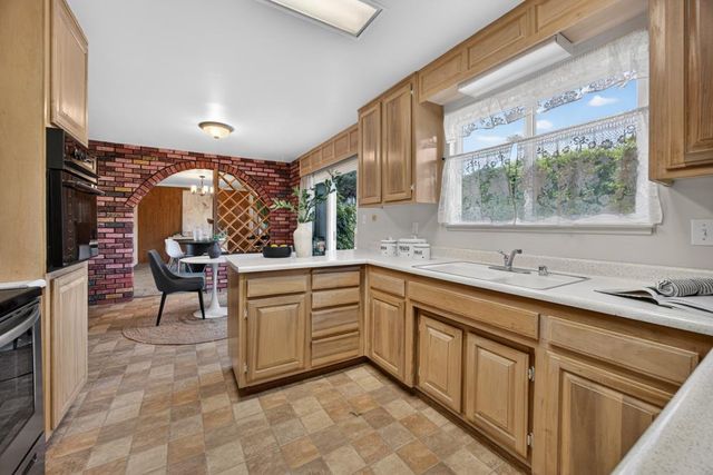 6817 Mount Vernon Way, Fair Oaks, CA 95628